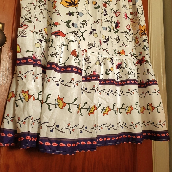 To My Lovers Maxi Dress Tiered Button Liberty Floral and Paisley - size medium - Picture 9 of 14